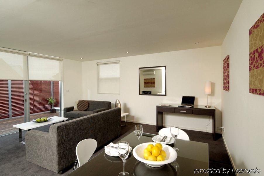 Punthill Williamstown Aparthotel Room photo